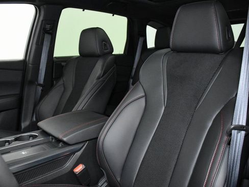 Used 2025 Acura MDX A-Spec image 12