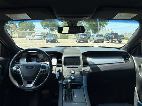 Used 2014 Ford Taurus SEL w/ Equipment Group 201A FWD image 16