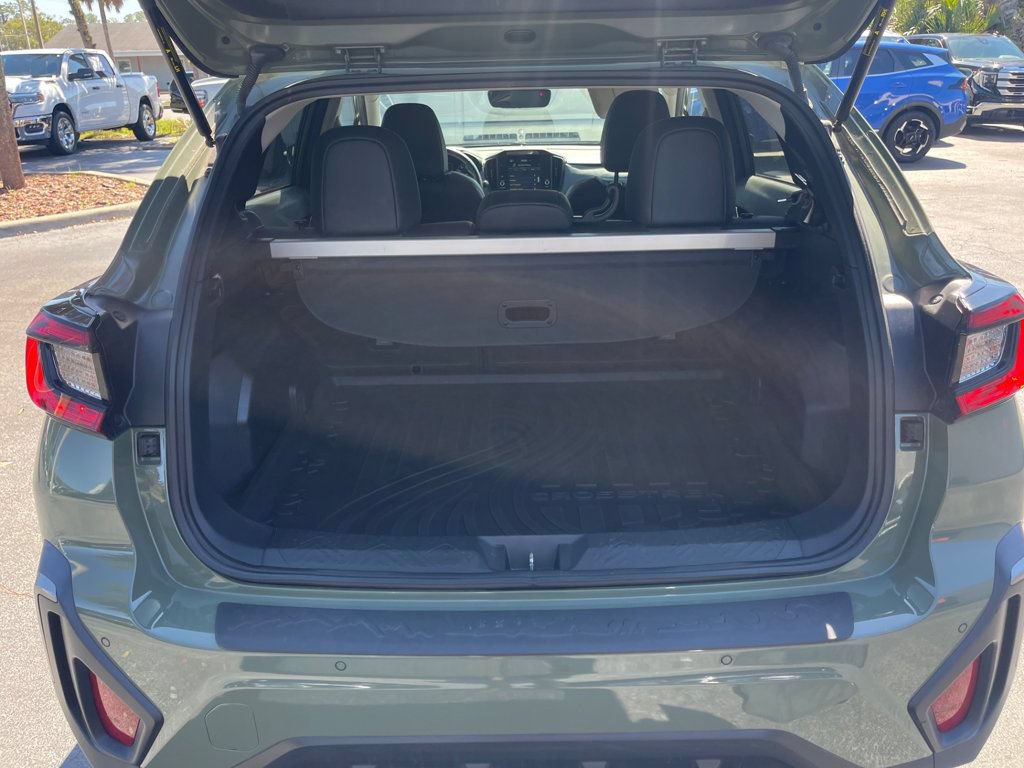 Used 2024 Subaru Crosstrek 2.5i Limited AWD/4WD image 5