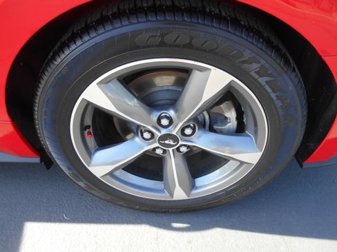 Used 2015 Ford Mustang Premium RWD image 10