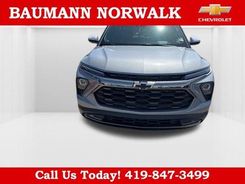 New 2025 Chevrolet TrailBlazer ACTIV w/ Convenience Package FWD image 2