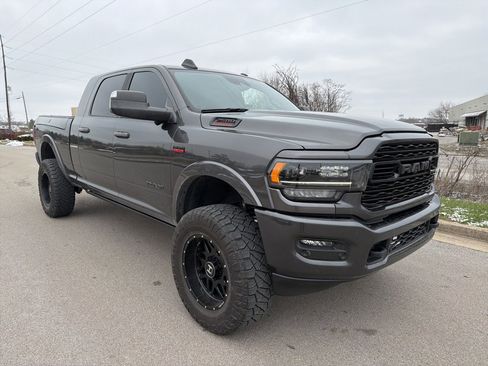 Used 2022 RAM 2500 Limited image 3