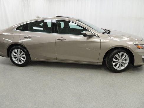 Used 2024 Chevrolet Malibu LT image 10