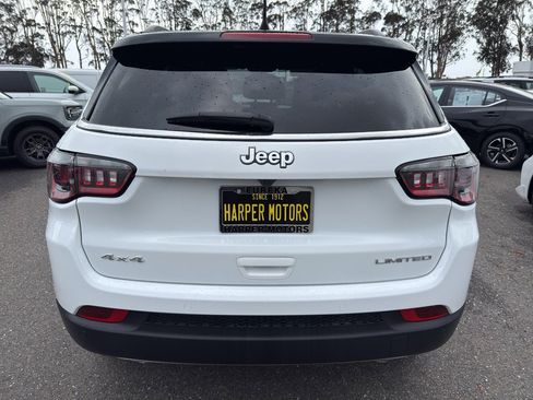 Used 2023 Jeep Compass Limited image 4