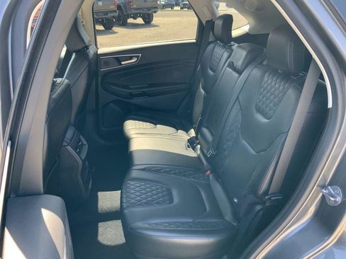 Used 2024 Ford Edge Titanium image 51