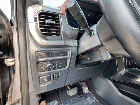 Used 2022 Ford F150 Lariat w/ Max Trailer Tow Package image 24