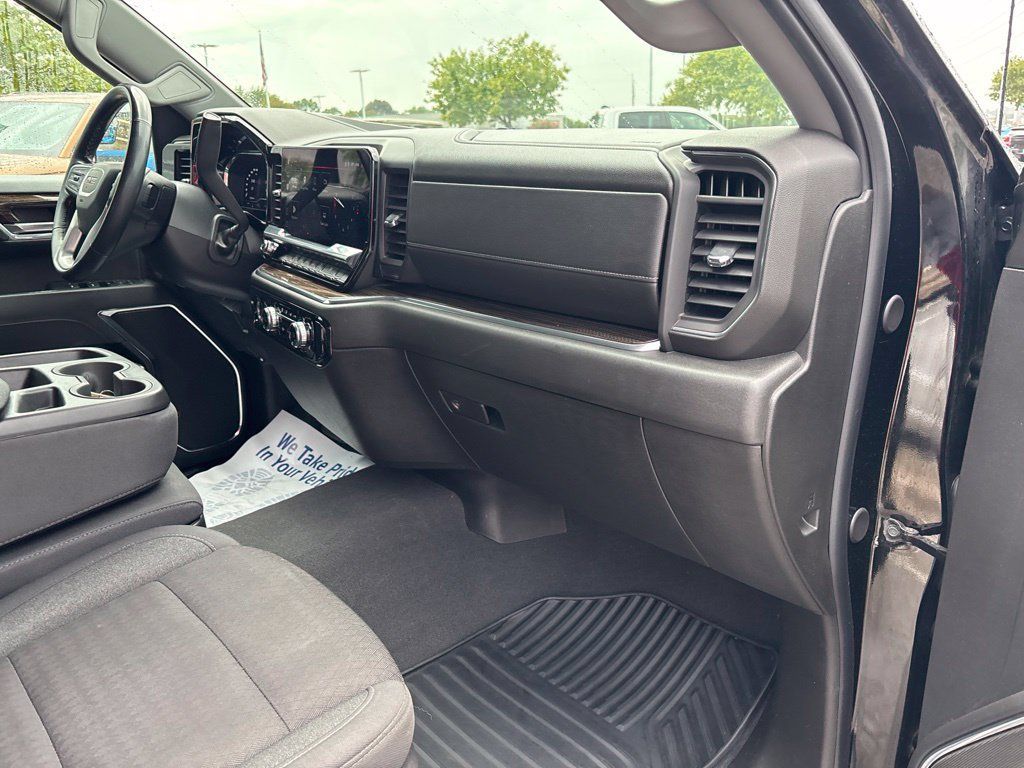 Used 2024 GMC Sierra 1500 Elevation AWD/4WD image 26