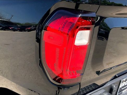 Used 2026 GMC Canyon Elevation w/ Convenience Package image 28