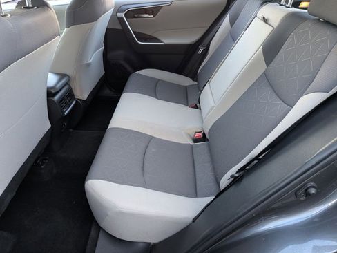 Used 2019 Toyota RAV4 XLE w/ Convenience Package image 19