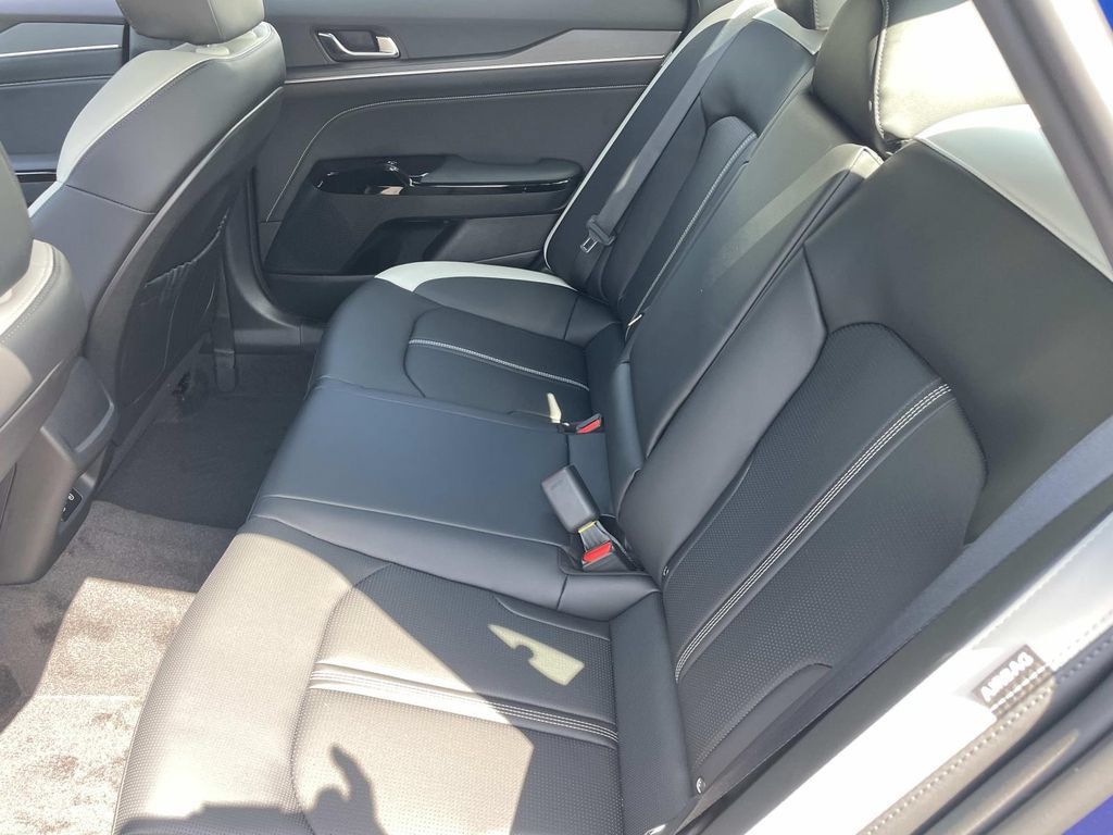 New 2026 Kia K5 GT-Line FWD image 7