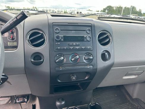 Used 2007 Ford F150 XLT AWD/4WD image 17