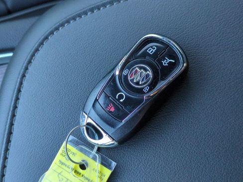 Used 2023 Buick Enclave Avenir w/ Avenir Technology Package FWD image 29