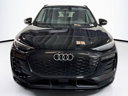 New 2025 Audi Q6 e-tron Premium Plus image 2