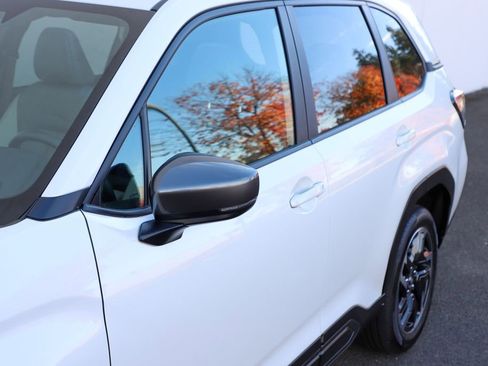 Used 2025 Subaru Forester Limited image 44