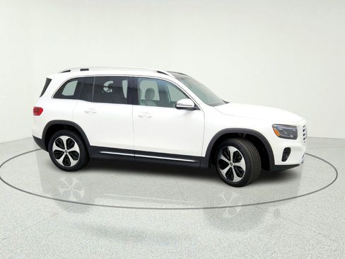 New 2026 Mercedes-Benz GLB 250 image 6