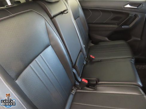 Used 2022 Volkswagen Tiguan SE FWD image 25