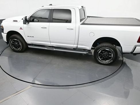 Used 2025 RAM 2500 Laramie AWD/4WD image 52