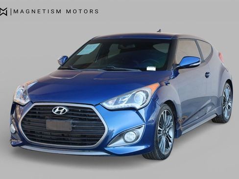 Used 2016 Hyundai Veloster Turbo image 4