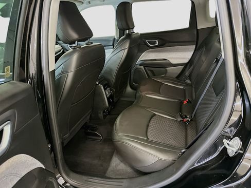 Used 2022 Jeep Compass Latitude w/ Convenience Group image 28