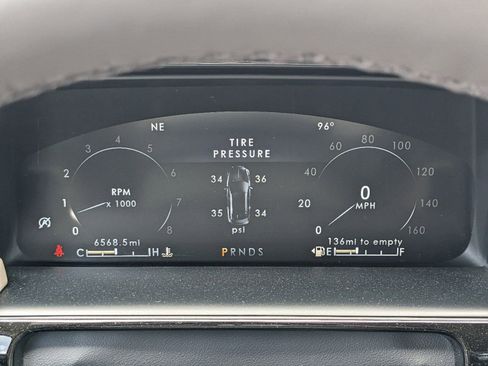 Certified 2023 Lincoln Nautilus Reserve w/ Equipment Group 202A image 28