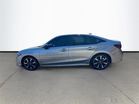 Used 2025 Honda Civic Sport image 4
