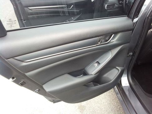 Used 2020 Honda Accord Sport image 24