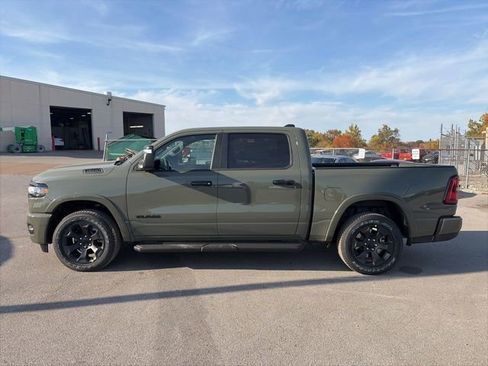 New 2026 RAM 1500 4x4 Crew Cab image 6