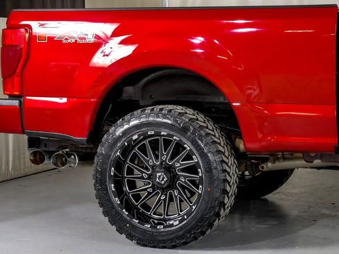 Used 2022 Ford F250 Limited image 6