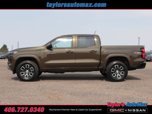 Used 2023 Chevrolet Colorado Z71 w/ Z71 Convenience Package 2 AWD/4WD image 40