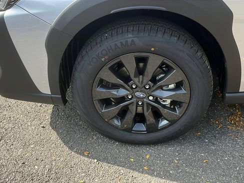 New 2025 Subaru Outback Onyx Edition image 5