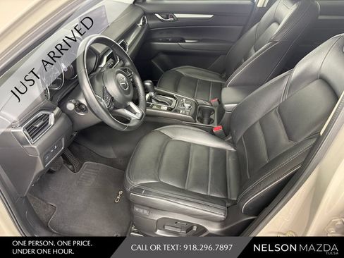Used 2025 MAZDA CX-5 AWD 2.5 S w/ Preferred Package image 17