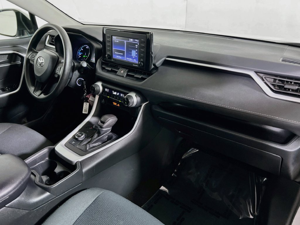 Certified 2020 Toyota RAV4 LE w/ All Weather Liner Package AWD/4WD image 24