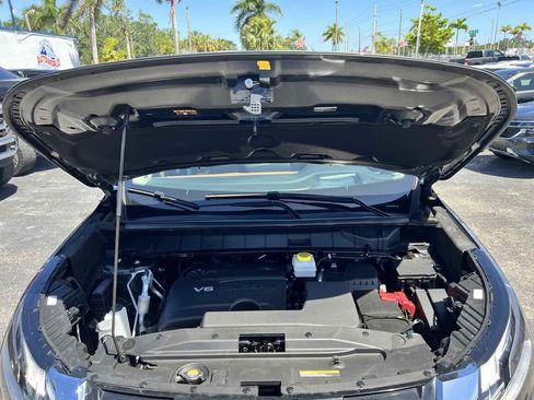 Used 2022 Nissan Pathfinder Platinum w/ Cargo Package image 66