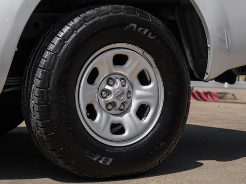 Used 2018 Nissan Frontier S RWD image 52