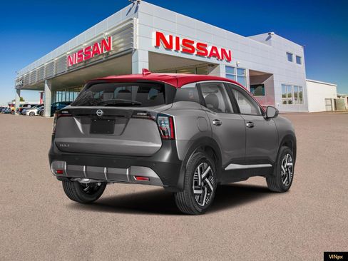 New 2025 Nissan Kicks SV image 2