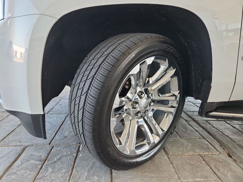 Used 2019 GMC Yukon SLT w/ Premium Edition image 34