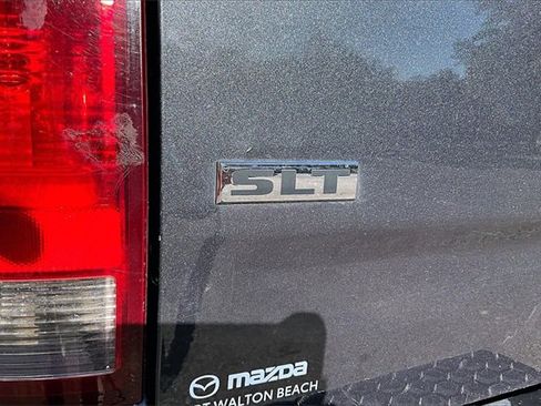 Used 2018 RAM 1500 Classic SLT image 20