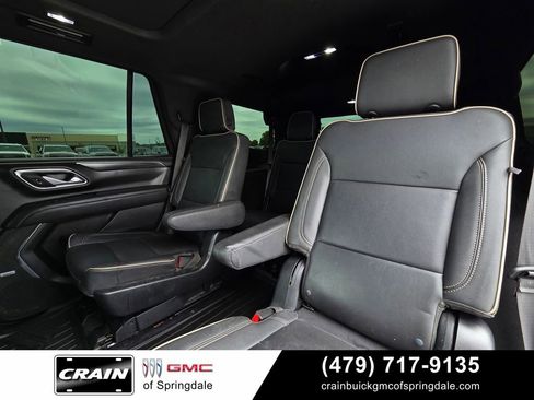 Used 2023 GMC Yukon SLT w/ SLT Premium Package AWD/4WD image 25