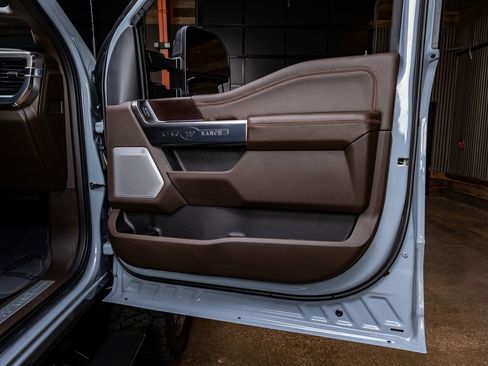 Used 2026 Ford F250 King Ranch w/ Chrome Package image 34