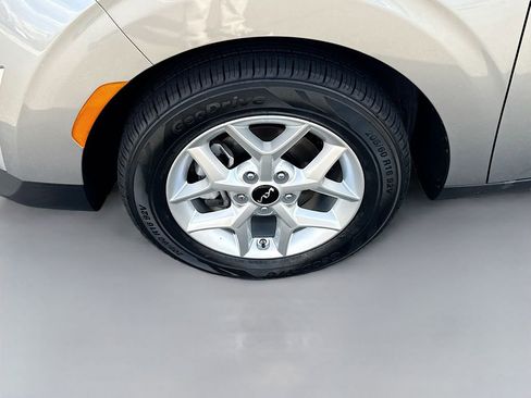 Used 2024 Kia Soul LX w/ Option Group 015 image 24