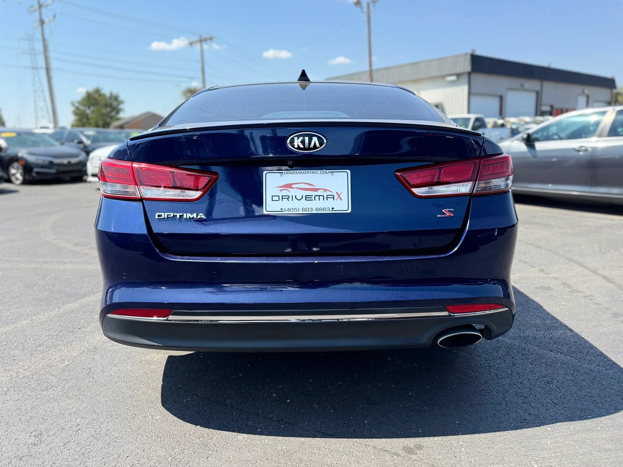 Used 2018 Kia Optima S w/ Panoramic Sunroof Package FWD image 4