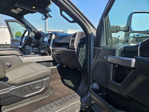 Used 2020 Ford F150 XLT w/ Equipment Group 302A Luxury AWD/4WD image 25