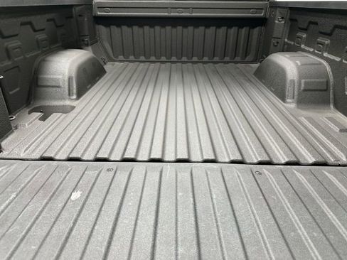 Used 2024 Chevrolet Silverado 1500 Custom image 16