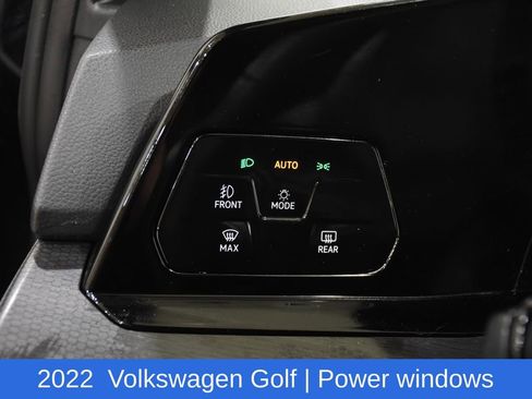 Used 2022 Volkswagen GTI SE image 9