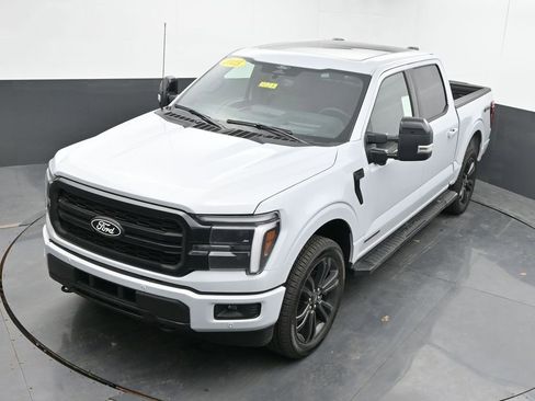 Used 2025 Ford F150 Lariat w/ Equipment Group 502A High AWD/4WD image 45