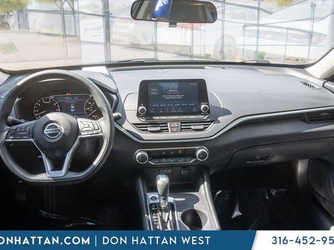 Used 2019 Nissan Altima 2.5 S FWD image 4