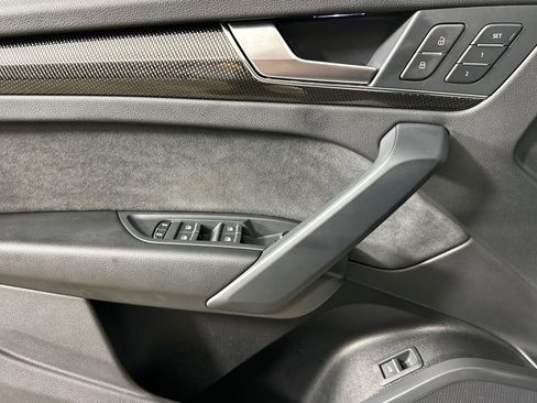 Used 2022 Audi SQ5 Premium w/ Convenience Package image 10