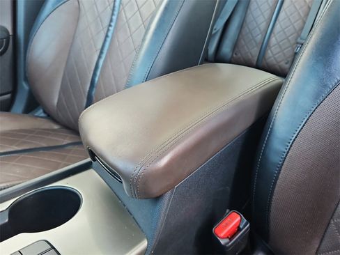 Used 2019 Kia Optima SX w/ SX Limited (Bronze) Package image 11