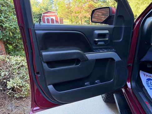 Used 2017 Chevrolet Silverado 1500 LT w/ All Star Edition image 37