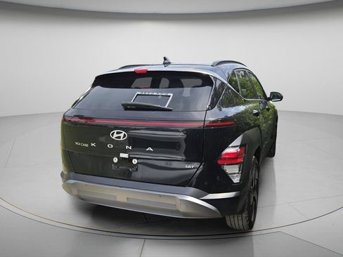 Used 2024 Hyundai Kona Limited FWD image 5